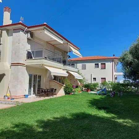 The Olive Garden Apartment